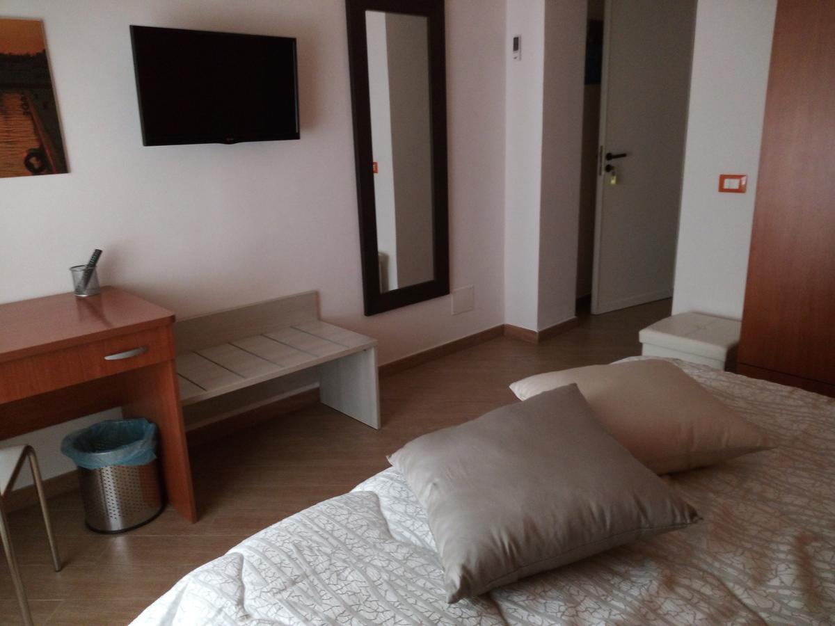 트라파니 L'Oasi Del Porto B&B 외부 사진